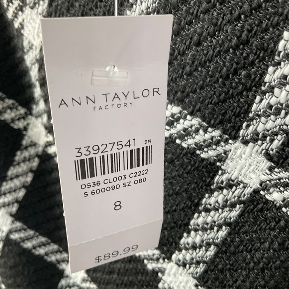 Ann Taylor Skirt Size 8 - Picture 2 of 5